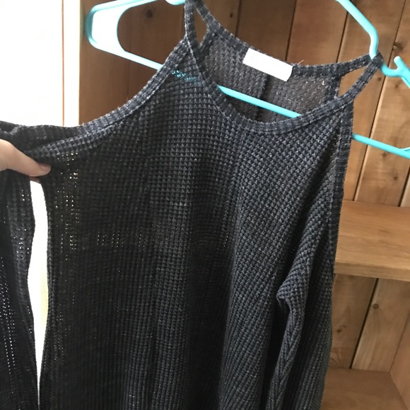 Tilly's Sweaters - RSQ cold shoulder charcoal grey sweater