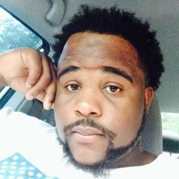 Meet your Posher, Travis - Picture 1 of 1