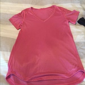 Lululemon silvercent tee size 6 worn twice!