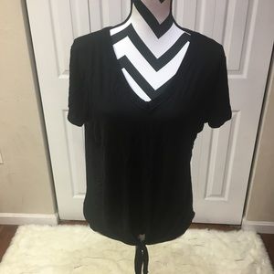 Kim & Camil black top size large