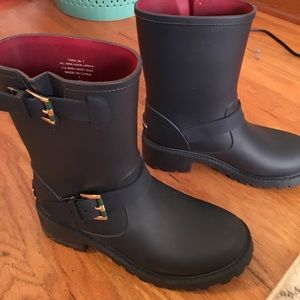 Tommy Hilfiger rain boots, sz 7