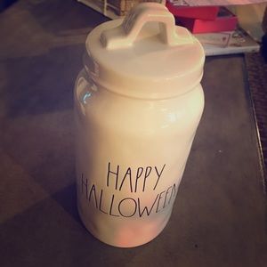 Rae Dunn happy Halloween canister 👻🎃