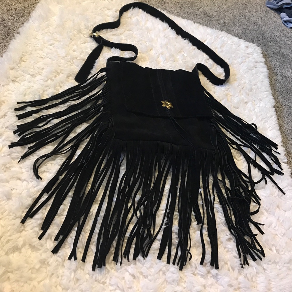 Suede FRINGE black crossbody-Forever 21