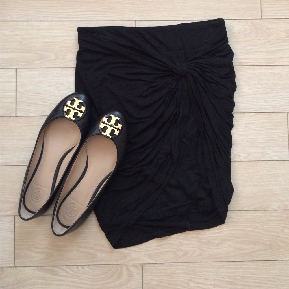 Forever 21 Black Mini-skirt with Knot Detail