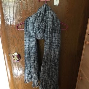 BNWT H&M Scarf