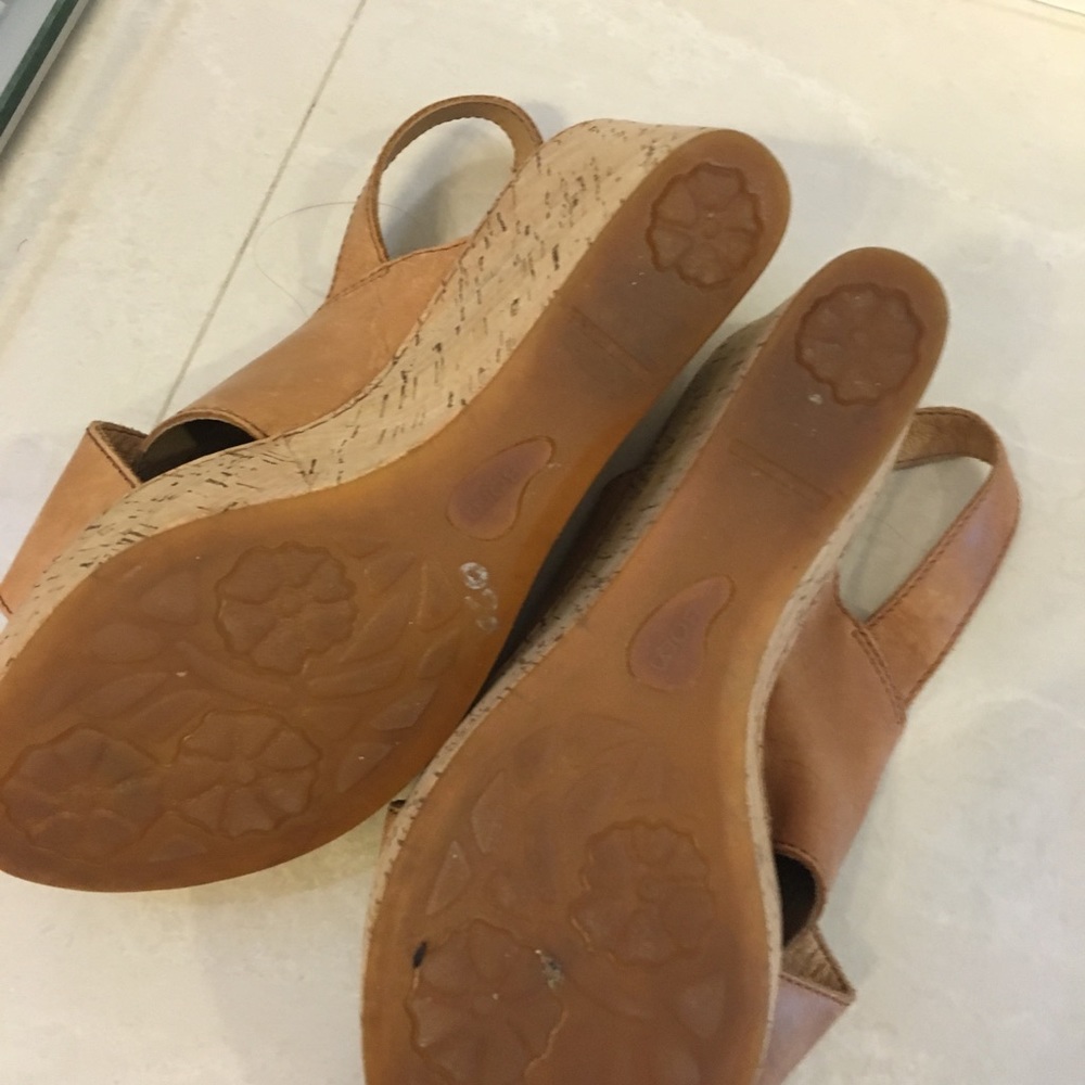 Sandals - Picture 3 of 3