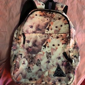Neff all over kitty backpack