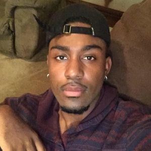 Meet your Posher, Deandre