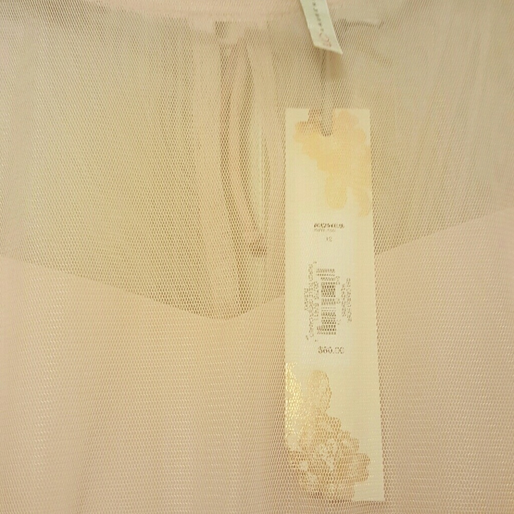 Dress - Picture 3 of 4