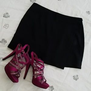 Forever 21 asymmetrical mini skirt