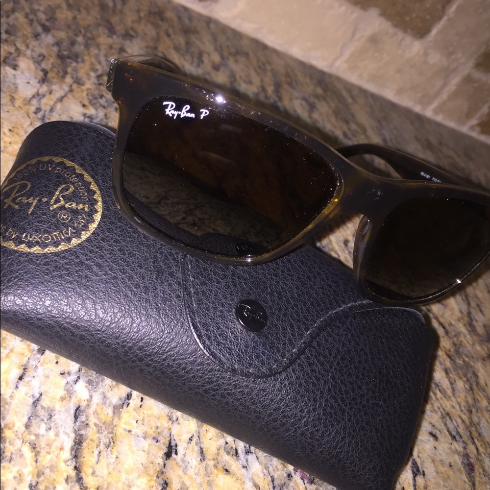 Ray-Ban Sunglasses Polarized