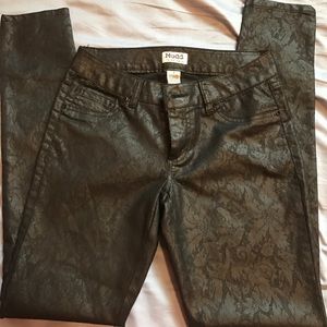 MUDD SIZE 7 SKINNY JEANS