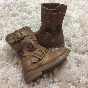 Cherokee Tan Boots with Flower Details