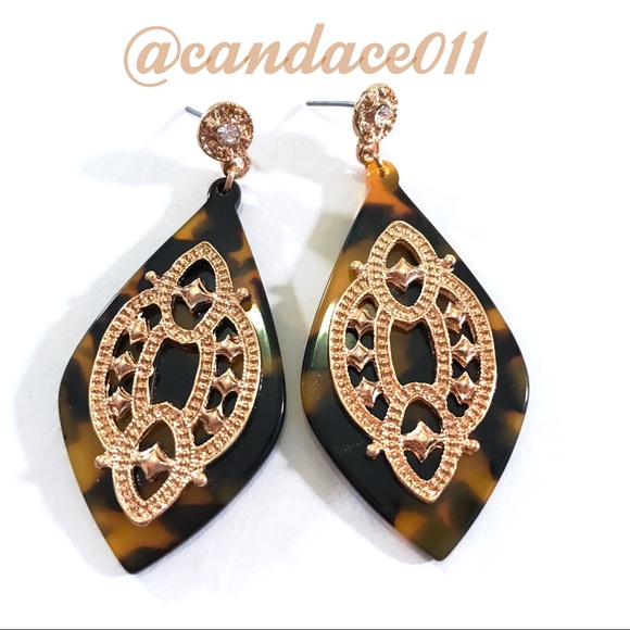 CC Boutique Jewelry - Tortious and Filigree Earrings