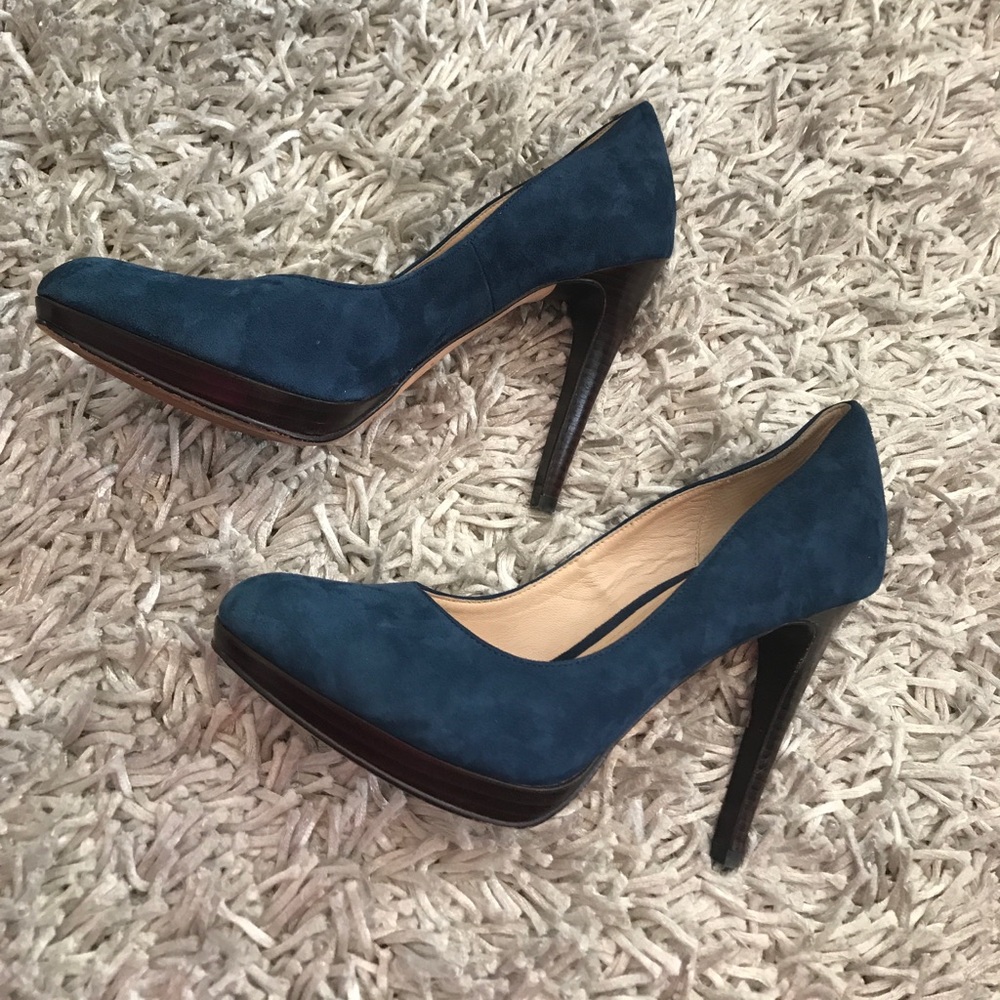 COLE HAAN NIKE AIR BLUE SUEDE PUMPS