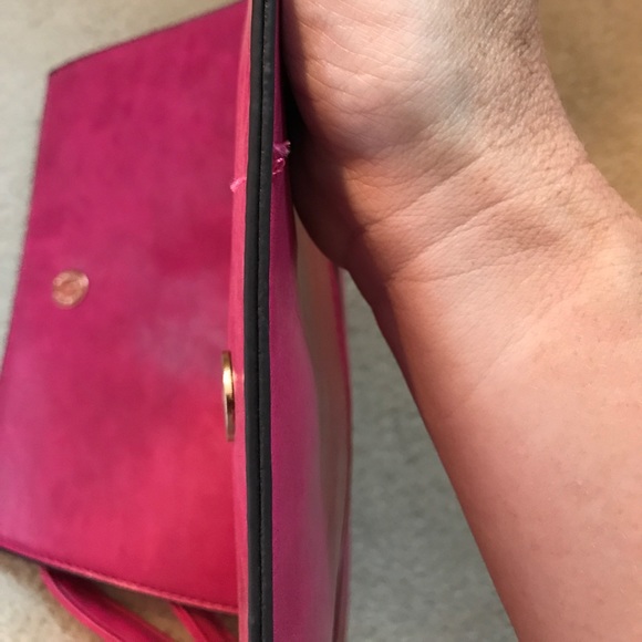 Pink Clutch w/crystal skull & strap - Picture 7 of 7