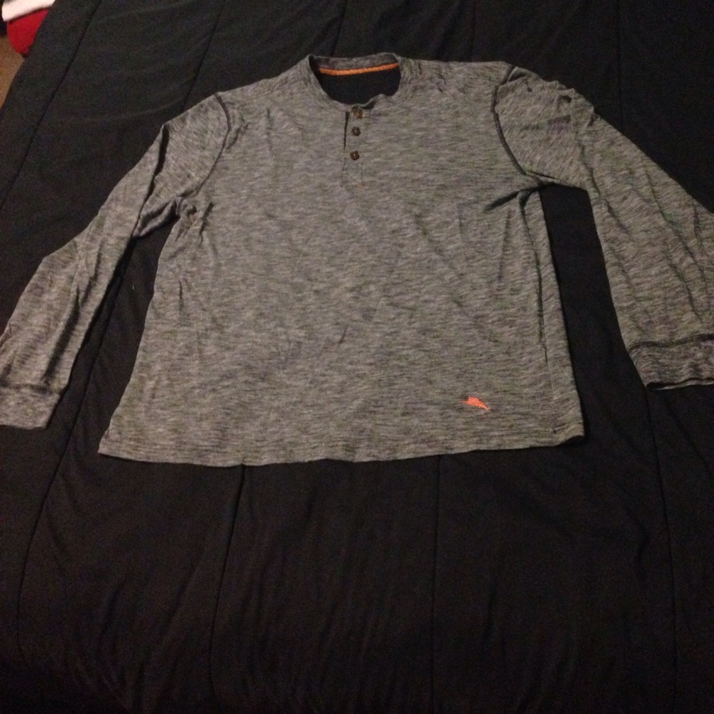 Tommy Bahama gray long sleeve t shirt