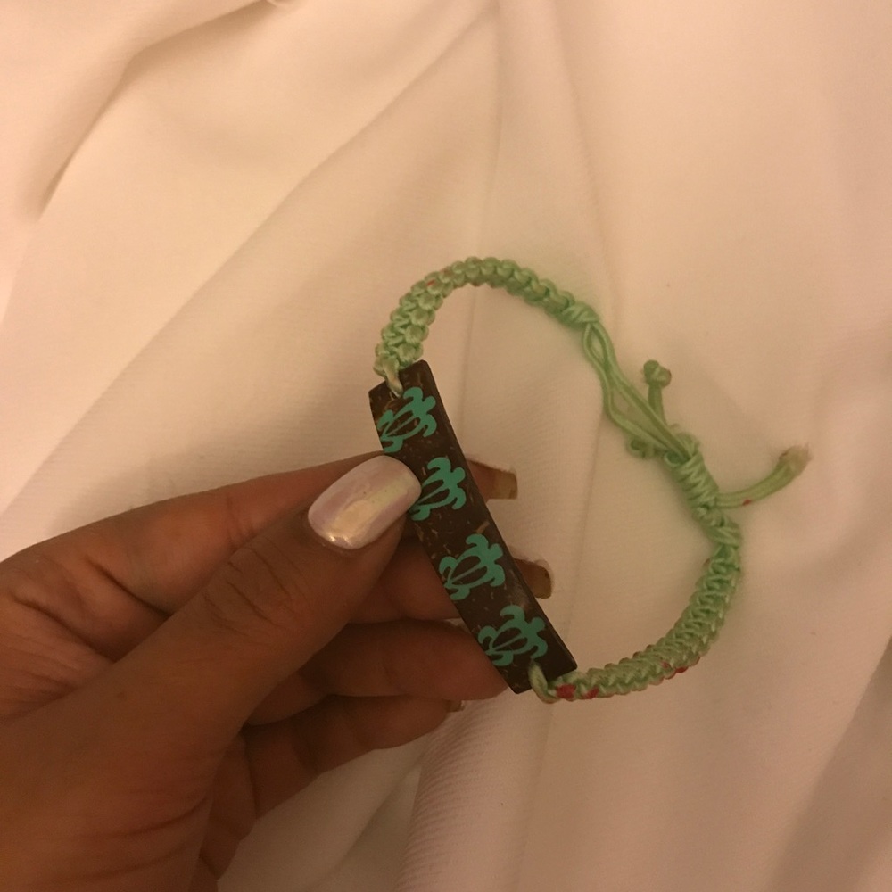 Kauai Wooden Turtle Hawaiian Bracelet