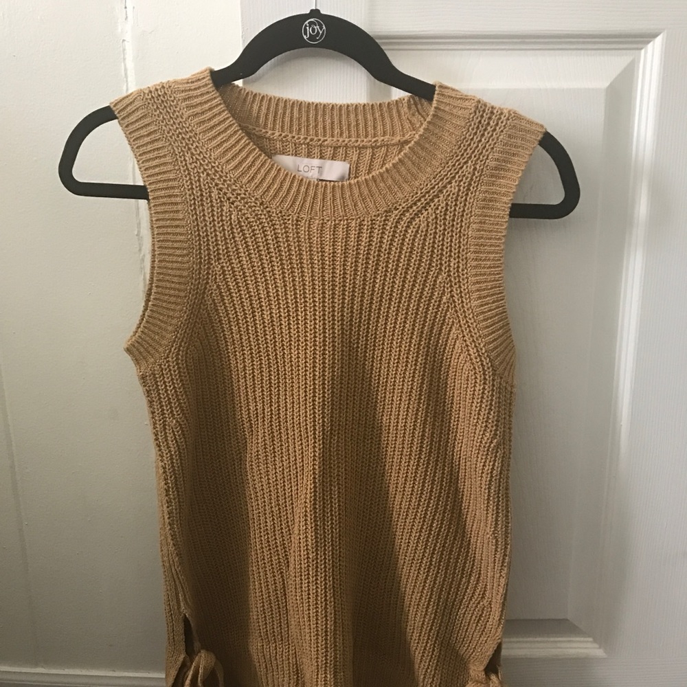 Ann Taylor Loft sweater tank