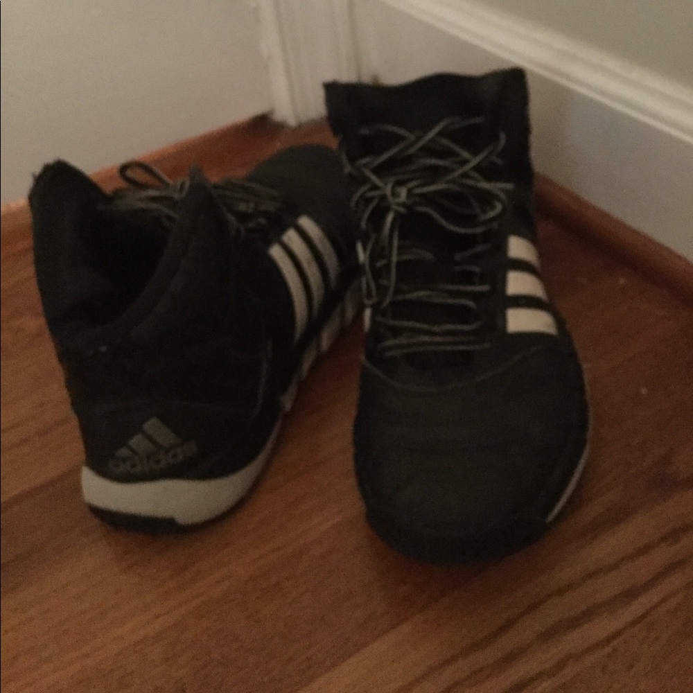 Adidas Men’s basketball shoes size 9 1/2