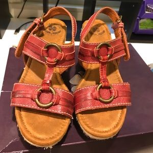 Lucky Wedge Sandals