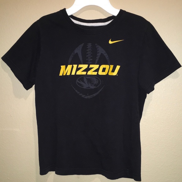 Boy's size Medium Nike Mizzou t-shirt - Picture 1 of 2