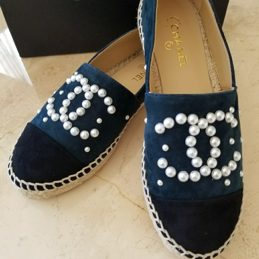 ❌SOLD❌ Chanel Navy Black Espadrilles Size 38