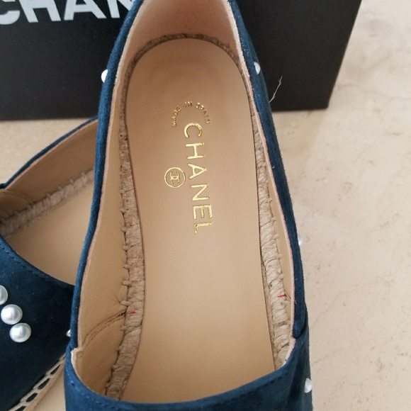 ❌SOLD❌ Chanel Navy Black Espadrilles Size 38 - Picture 2 of 8
