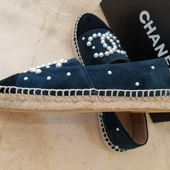 ❌SOLD❌ Chanel Navy Black Espadrilles Size 38 - Picture 5 of 8
