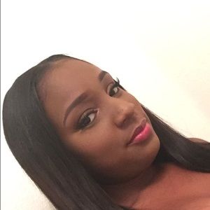 Meet your Posher, Demarea