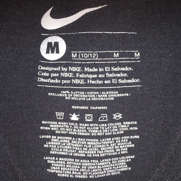 Boy's size Medium Nike Soccer t-shirt - Picture 2 of 2
