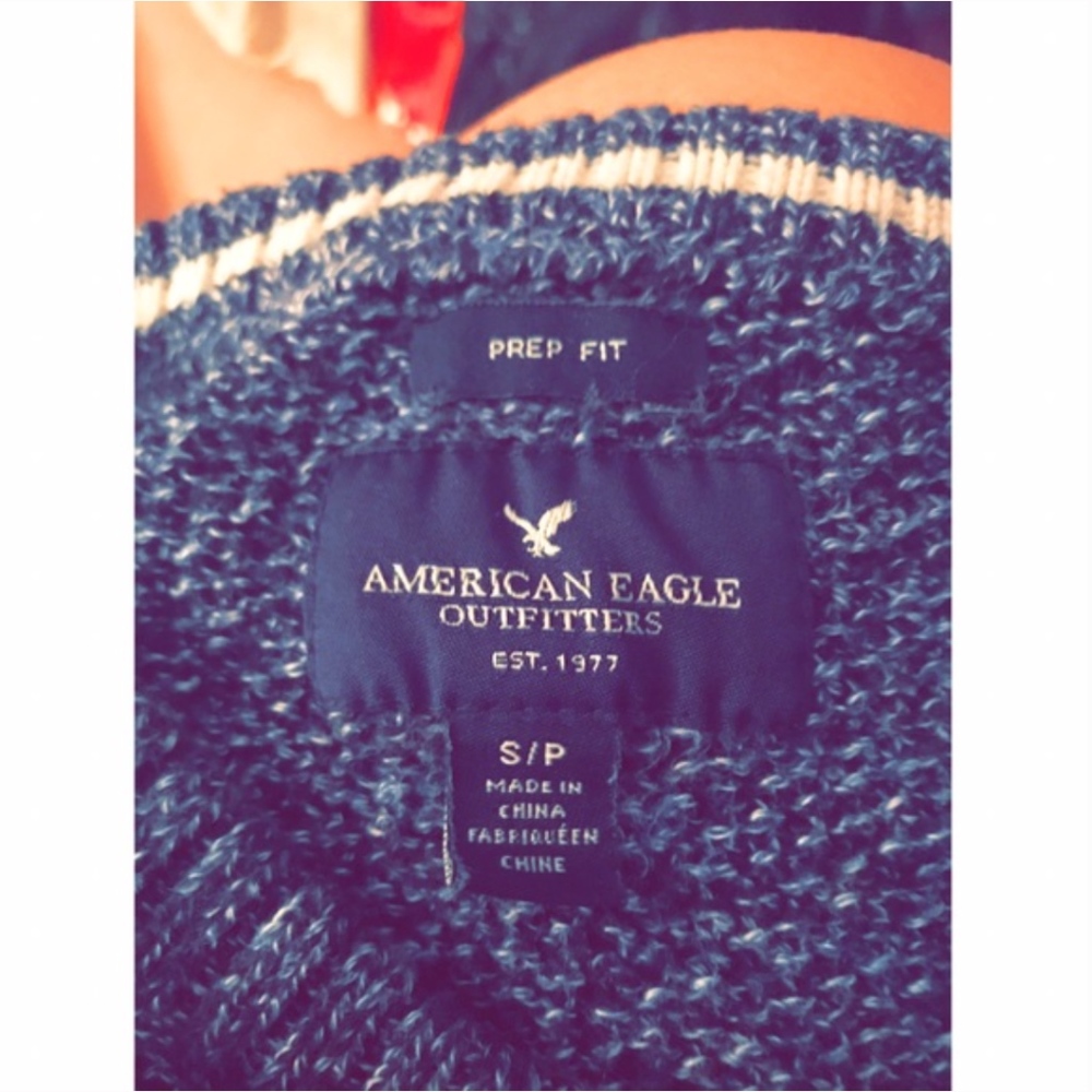 💙 AE Heather Blue Sweater - Picture 3 of 3