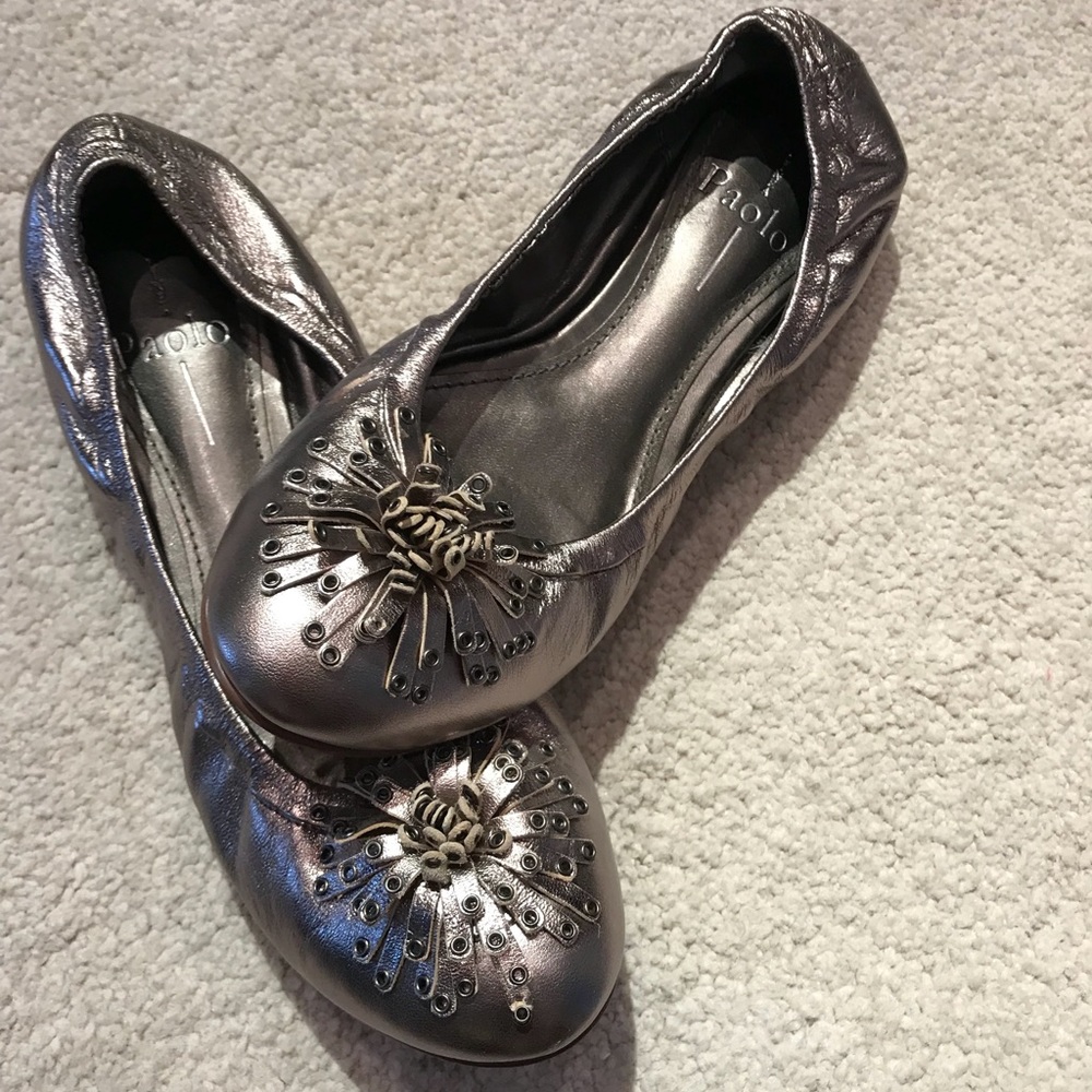 Paolo leather flats in gunmetal