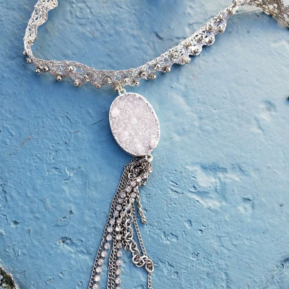 💎ON HOLD💎Silver Choker w Tassel Druzy Pendant - Picture 1 of 6