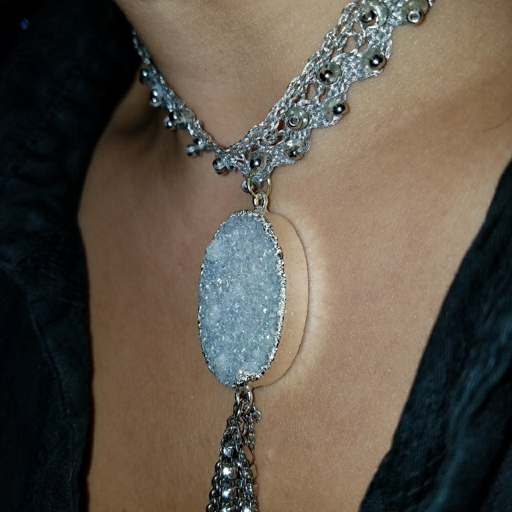💎ON HOLD💎Silver Choker w Tassel Druzy Pendant - Picture 5 of 6