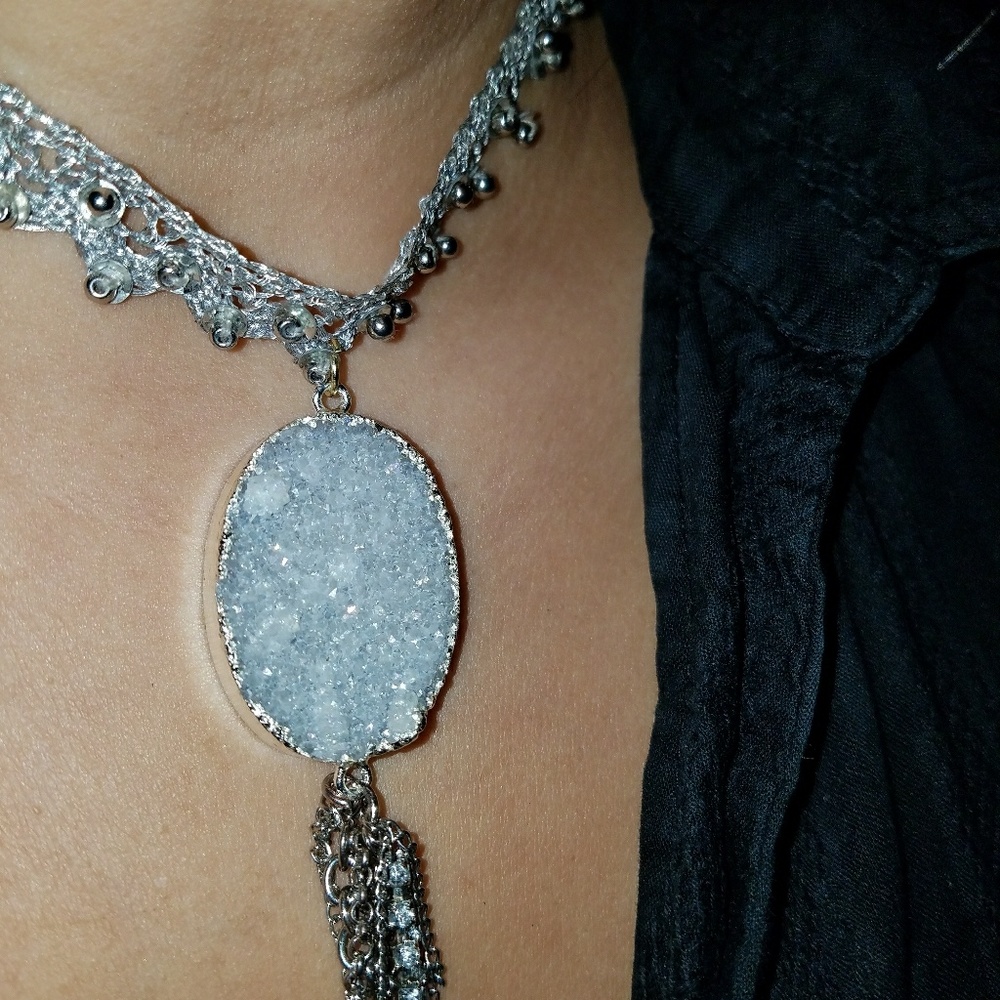 💎ON HOLD💎Silver Choker w Tassel Druzy Pendant - Picture 6 of 6