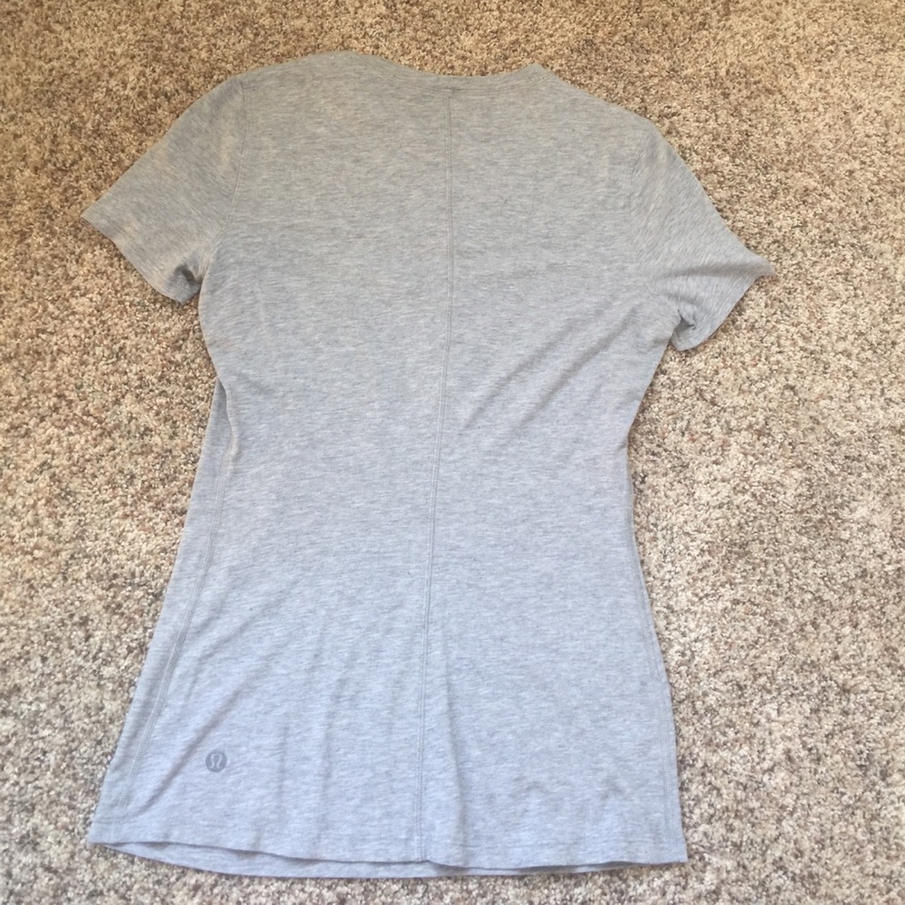 Lululemon Tee