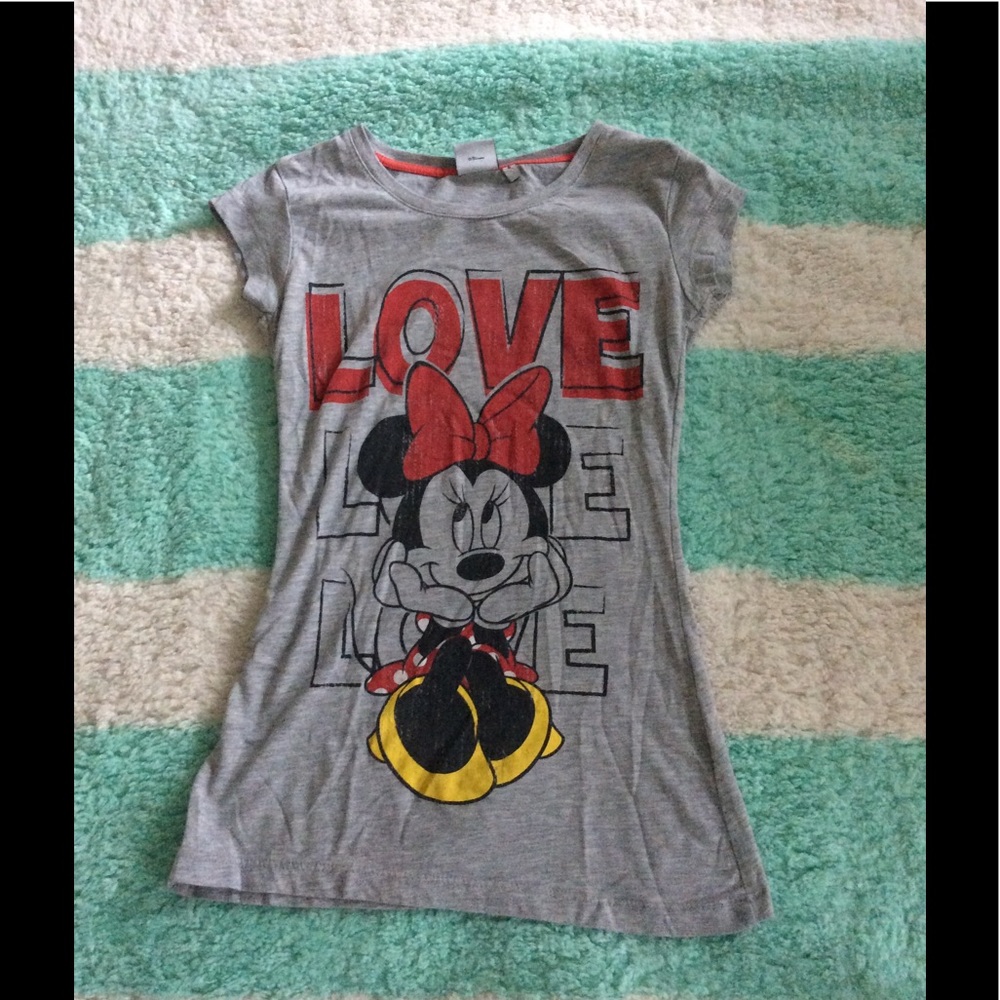 Minnie Mouse shirt