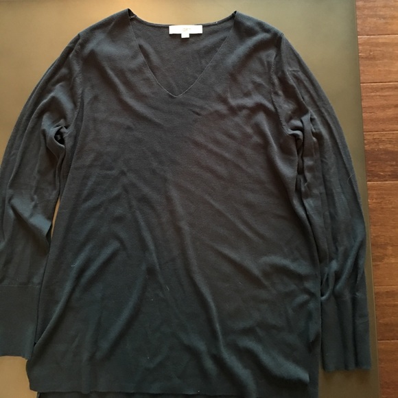 Loft NWOT DARK grey sweater - Picture 2 of 4