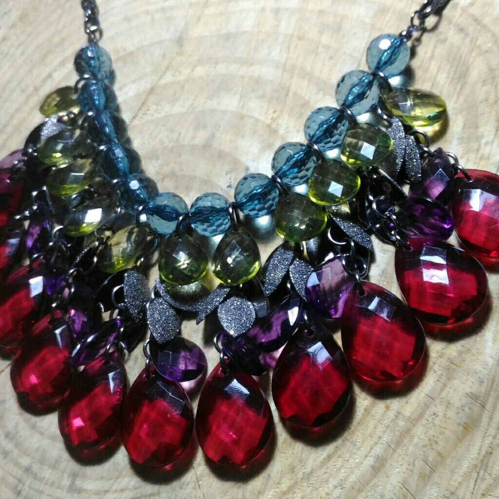 Gorgeous Estate necklace
