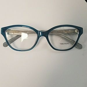 Vera Wang frame