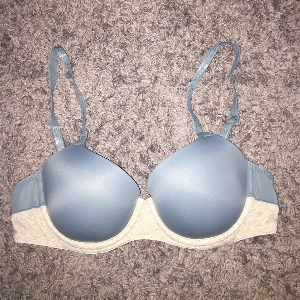 PINK bra