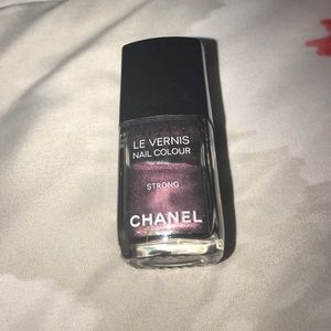 Chanel nail polish