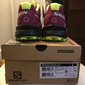 Outdoor all terrain running shoes