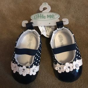 NWT blue crib shoes size 0-6 months