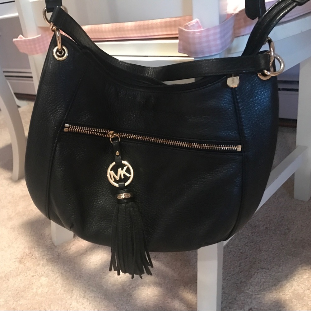 Michael Kors Leather Bag with Extendable Strap