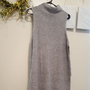NWT Mossimo sleeveless turtleneck sweater