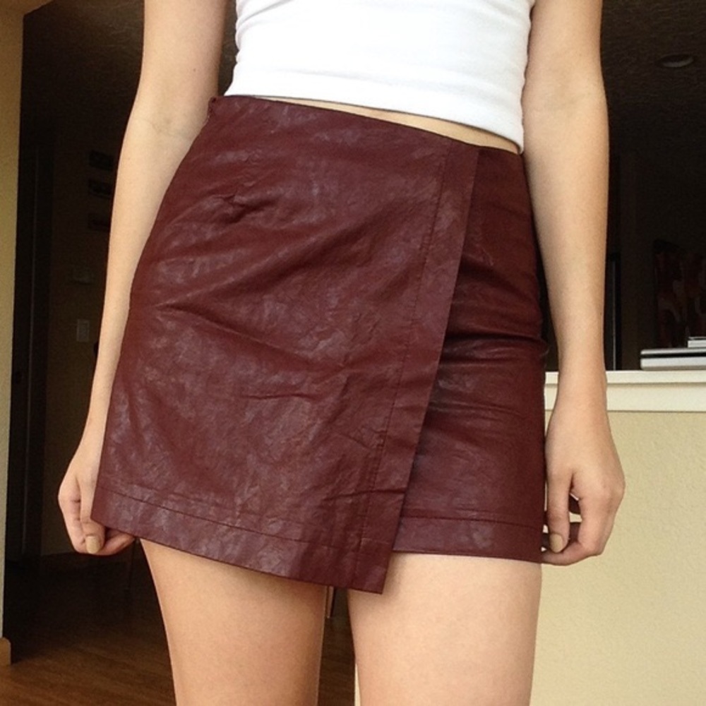 Brandy Melville maroon leather skirt