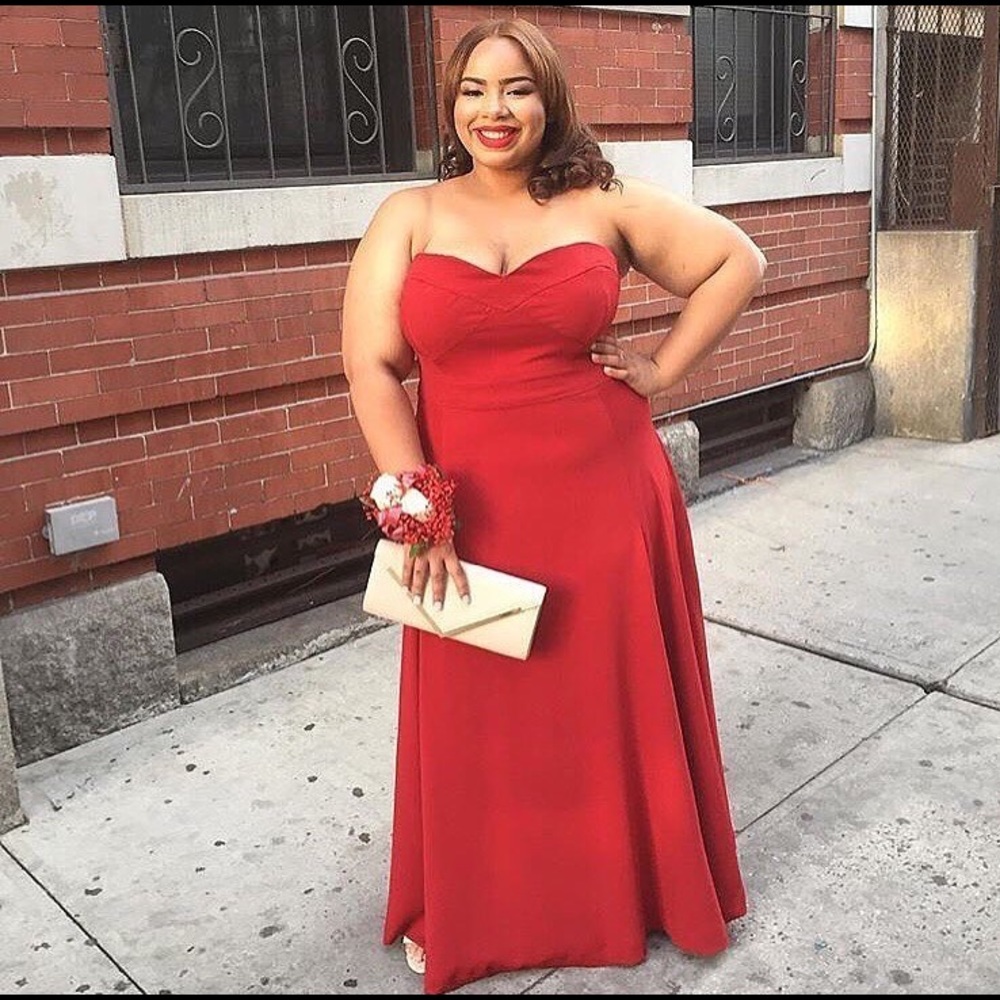 Red elegant dress for my plus size girls ON SALE!!