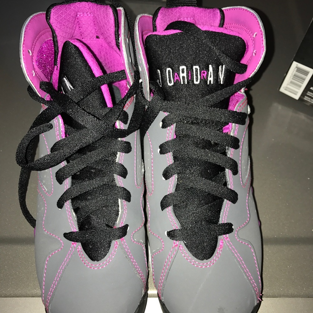 Like new Jordan's